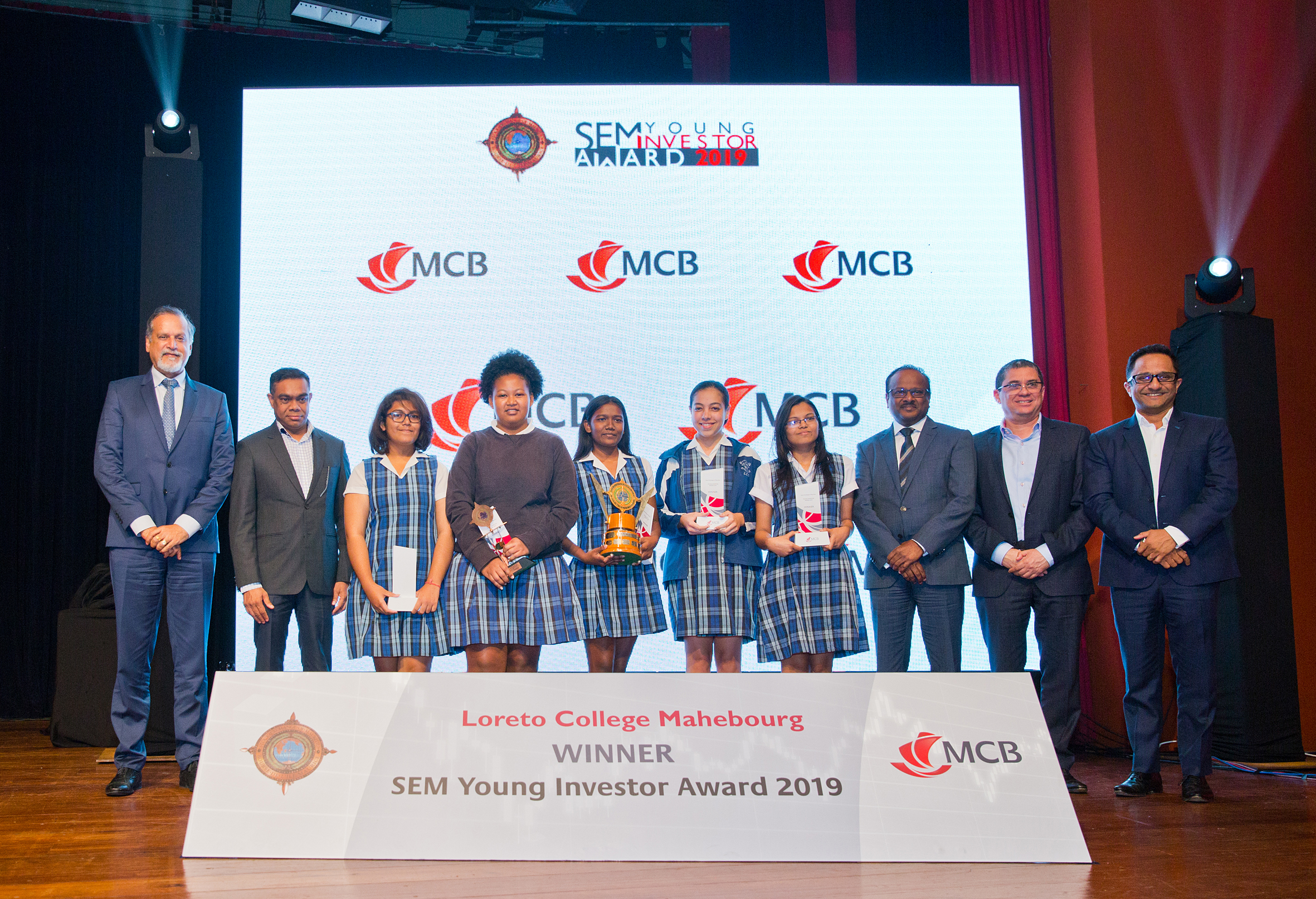 Loreto College Mahebourg wins 1st Prize of SEMYIA 2019 {760 students from 85 colleges}