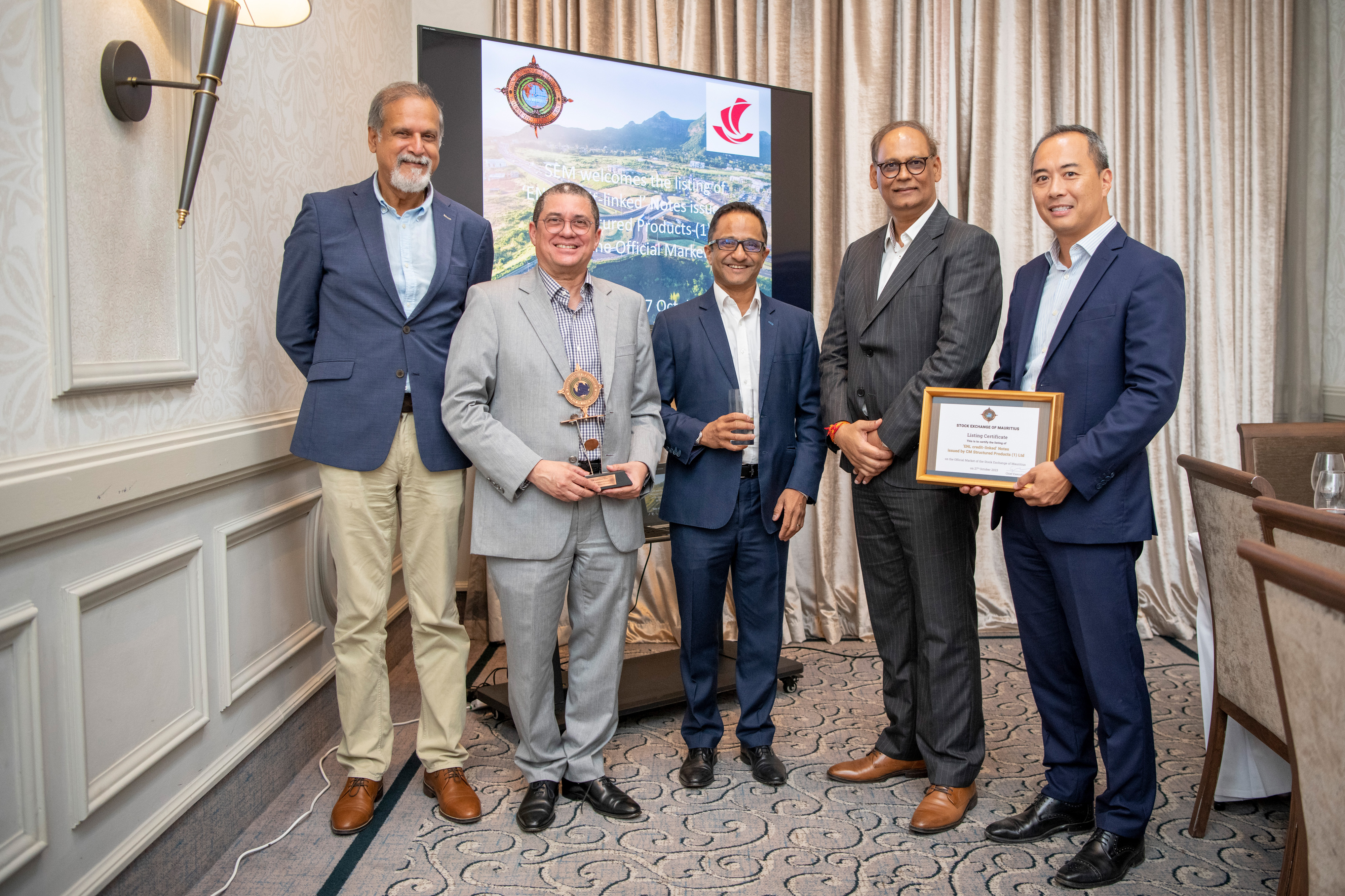SEM welcomes the innovative listing of 1,300,000 secured ‘ENL credit-linked Notes', issued by CM Structured Products (1) Ltd.